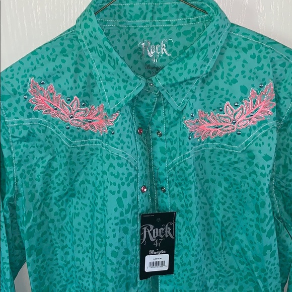 Rock 47 by Wrangler. NWT - Picture 3 of 6